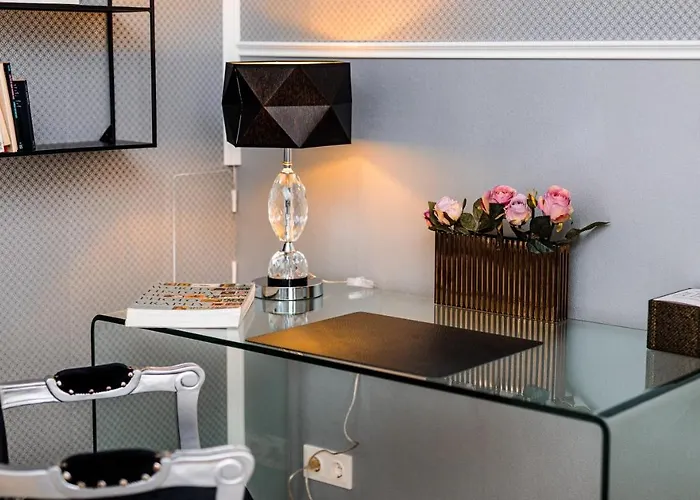 Sophies Place Yppenplatz - Imperial Lifestyle Parking Apartmán *